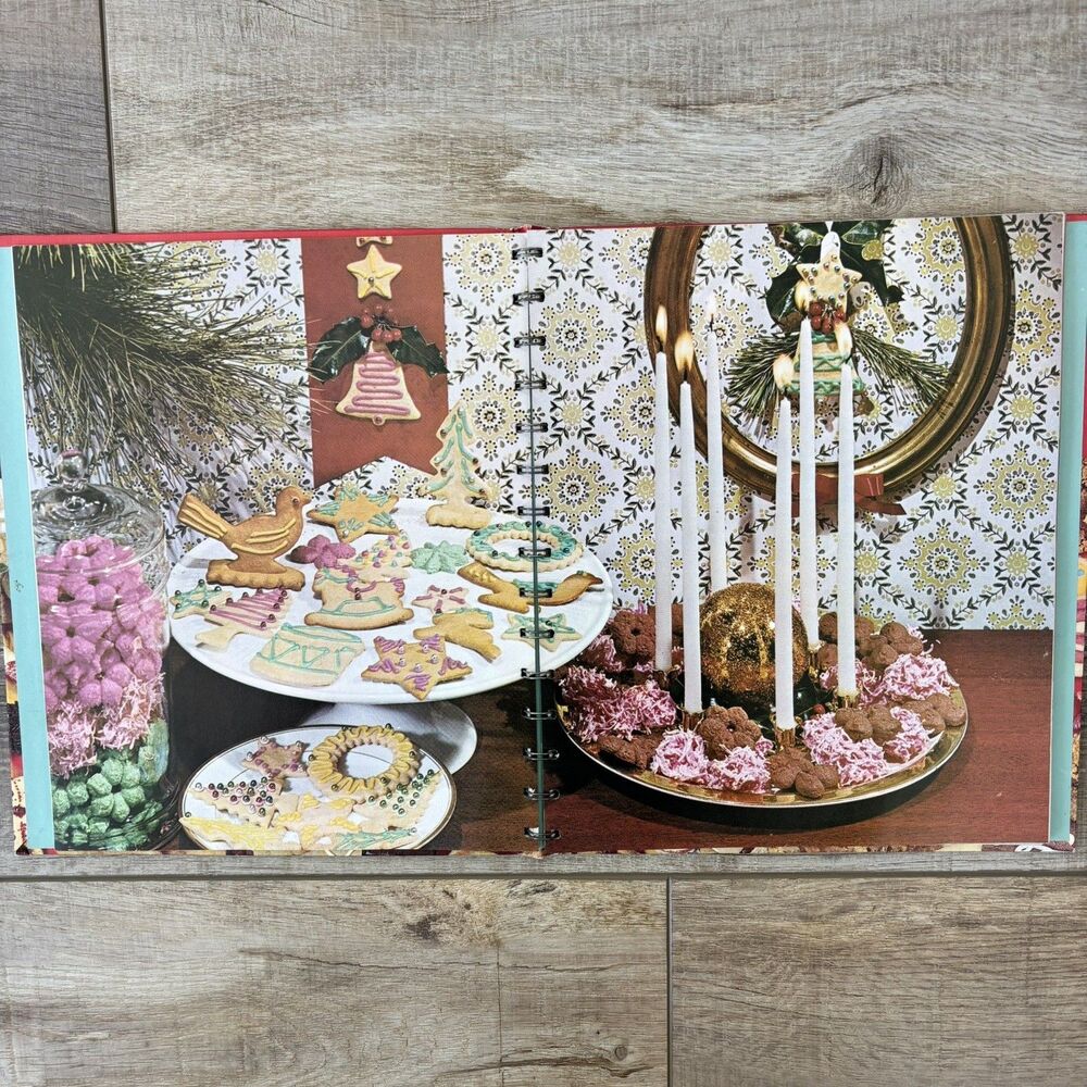 Vtg 1963 Betty Crocker's Cooky Book 1st Edition 8th Printing Spiral Bound HC - Picture 6 of 13